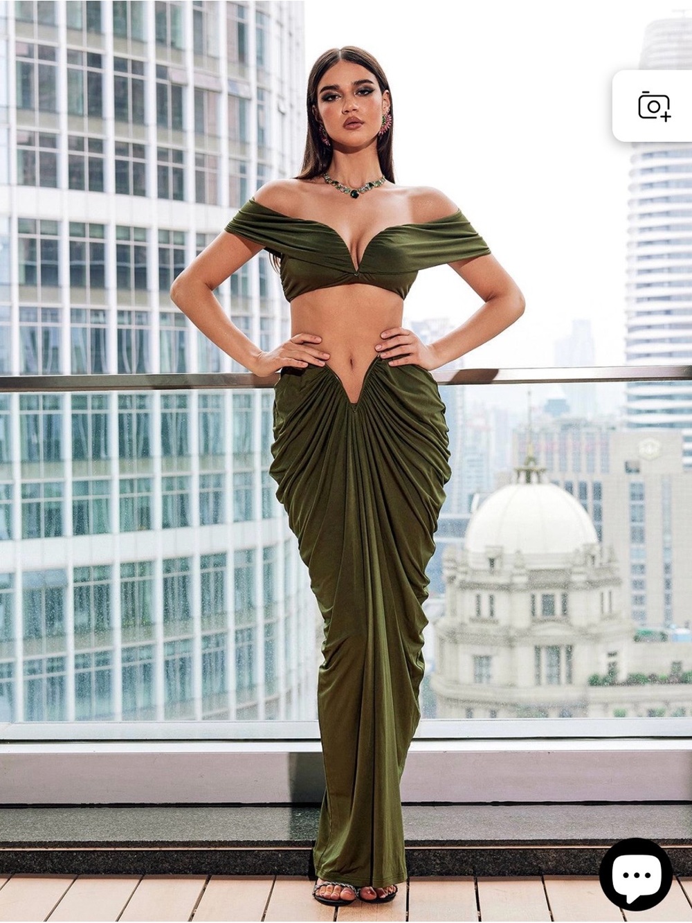 Mewmews Tucker Legeoa V Ruched Skirt Set -MWT